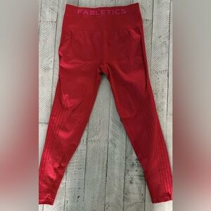 Fabletics Seamless 7/8 Leggings Size Cherry Red